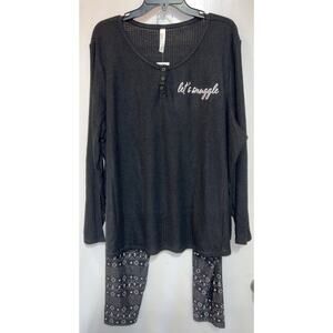 NWT Pajama Set Women See Description